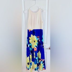 Vince Camuto White Multicolor Floral Print High-Low Fit